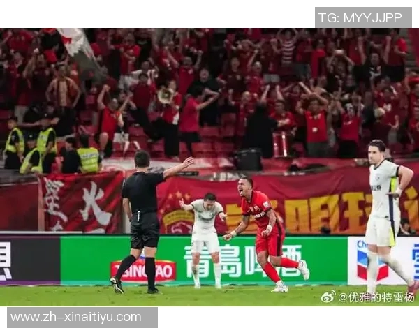 阿根廷国脚前锋加盟上港接替莱昂纳多引发球迷热议与期待